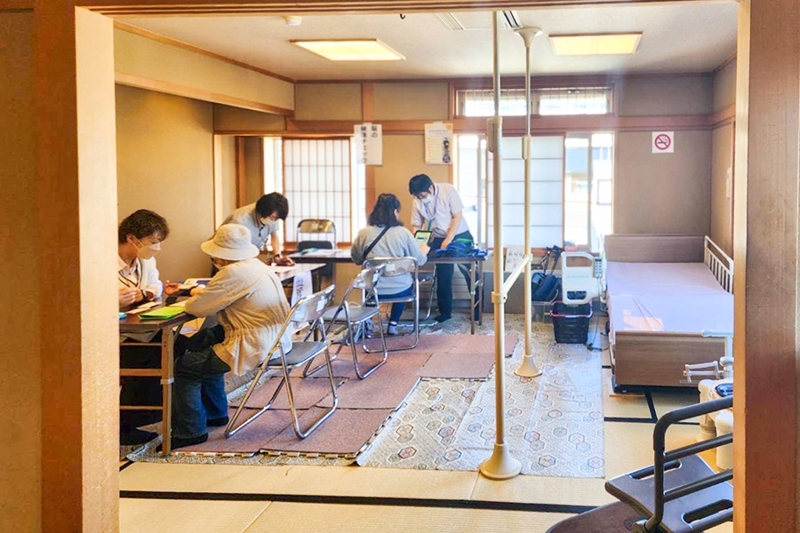 市民センターで開催した健康チェックの様子